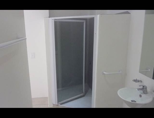 1 bed property to rent in WOODSTOCK