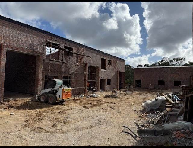 BUSINESS PROPERTY TO RENT IN FAIRVIEW