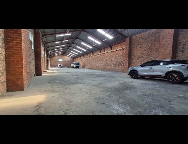 1,700M² BUILDING TO LET IN BENONI SOUTH