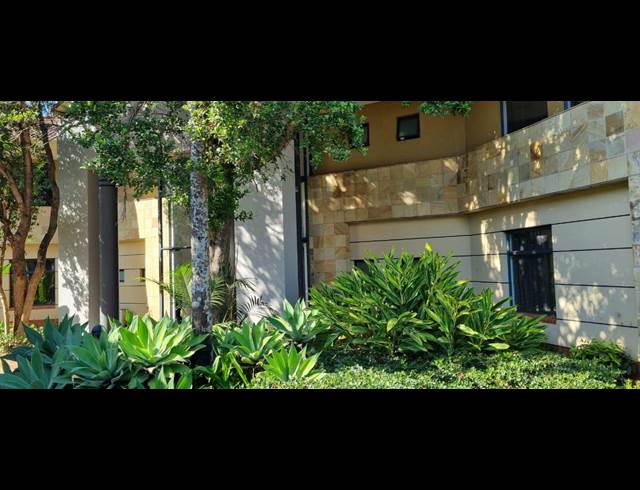 433M² OFFICE TO LET IN LA LUCIA