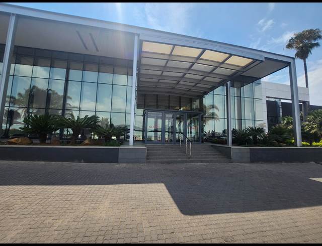 1,731M² OFFICE TO LET IN RANDJESPARK