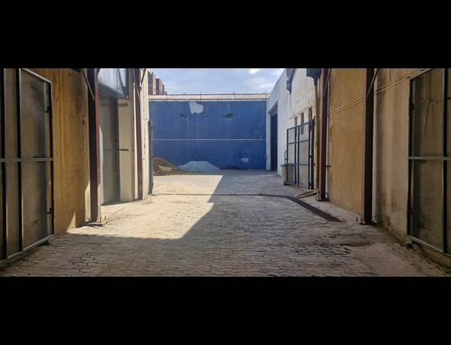70M² WAREHOUSE TO LET IN SELBY