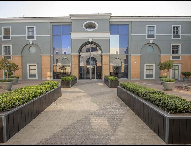 1,901M² OFFICE TO LET IN ILLOVO