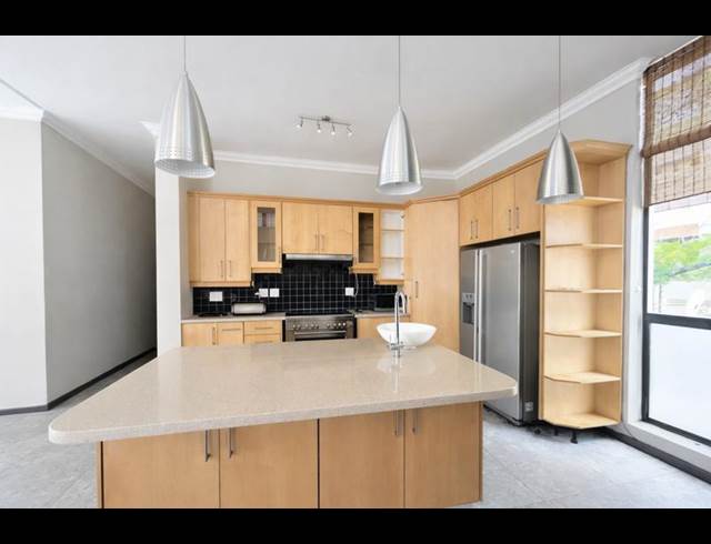 3 BEDROOM PROPERTY TO RENT IN BRYANSTON