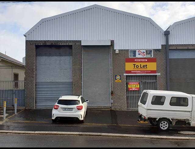 481M² FACTORY TO LET IN WOODSTOCK