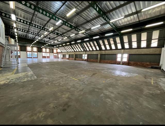 1,226M² WAREHOUSE TO LET IN WESTMEAD
