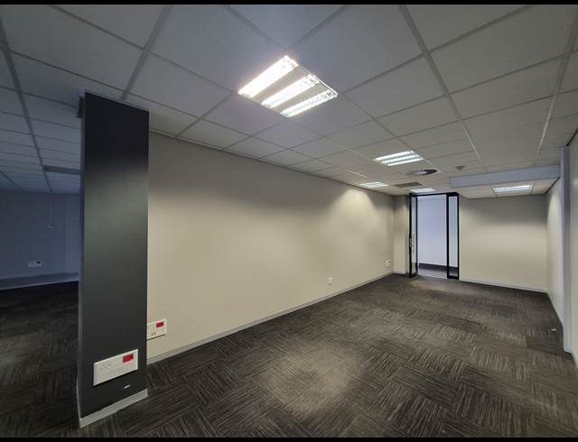 187M² OFFICE TO LET IN SANDTON CENTRAL