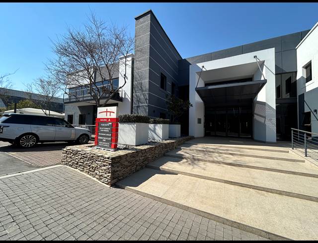 205M² WAREHOUSE TO LET IN VORNA VALLEY