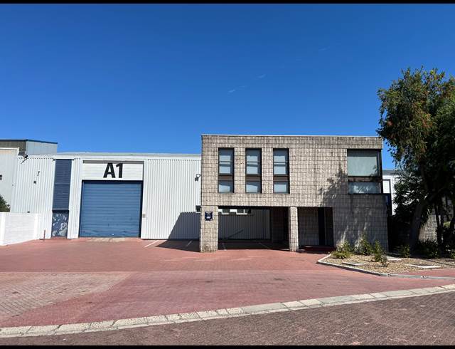 1,180M² WAREHOUSE TO LET IN BELLVILLE SOUTH