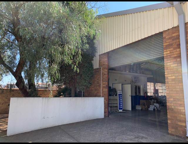 350M² WAREHOUSE RENTED IN ALRODE SOUTH