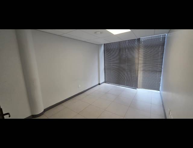 173M² OFFICE TO LET IN SONHEUWEL
