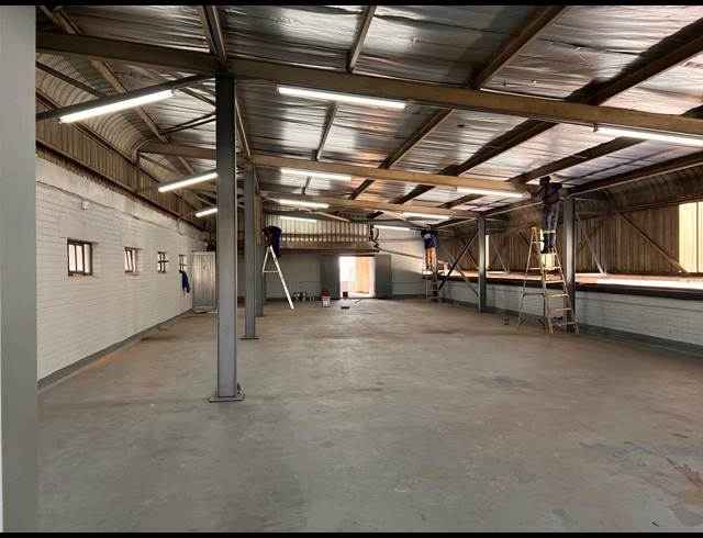 1,623M² WAREHOUSE TO LET IN CONGELLA