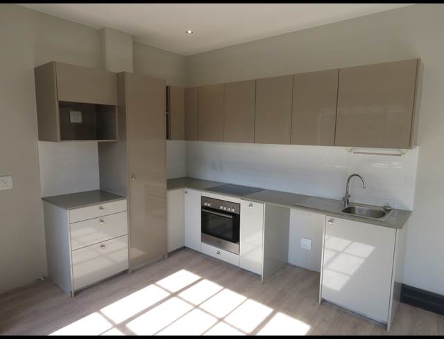 1 BEDROOM APARTMENT TO LET IN PAARDEVLEI