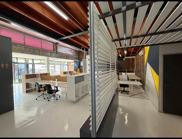 260M² OFFICE TO LET IN WOODSTOCK