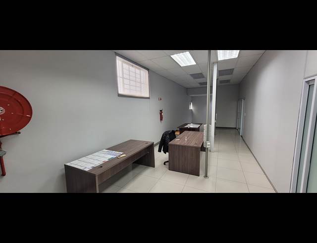 1,000M² OFFICE TO LET IN NELSPRUIT CENTRAL