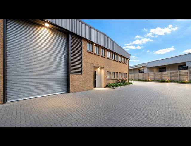 420M² WAREHOUSE TO LET IN MEADOWDALE