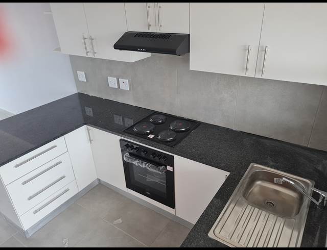 2 bed property to rent in RICHMOND