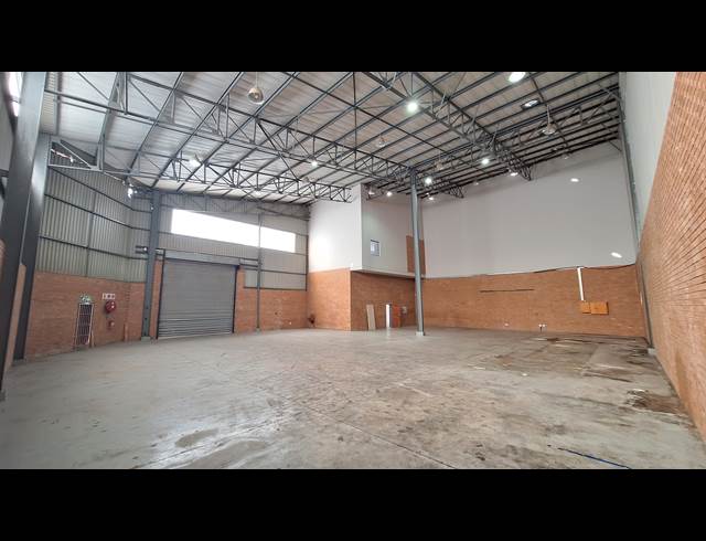 677M² MINI FACTORY TO LET IN COSMO BUSINESS PARK