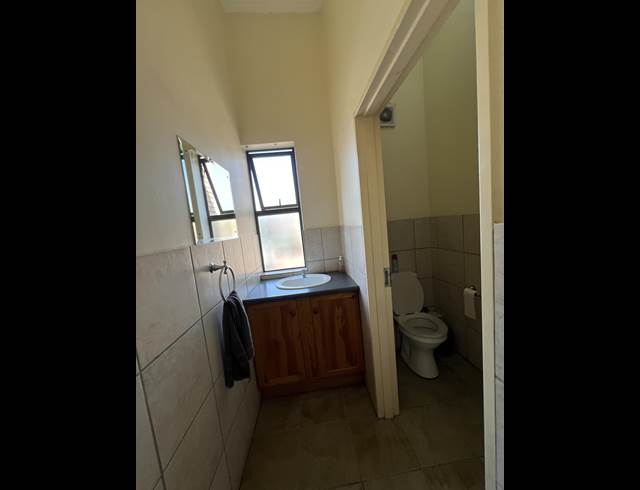 150M² OFFICE TO LET IN HIGHVELD