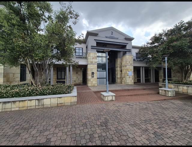 326M² OFFICE TO LET IN SANDTON CENTRAL