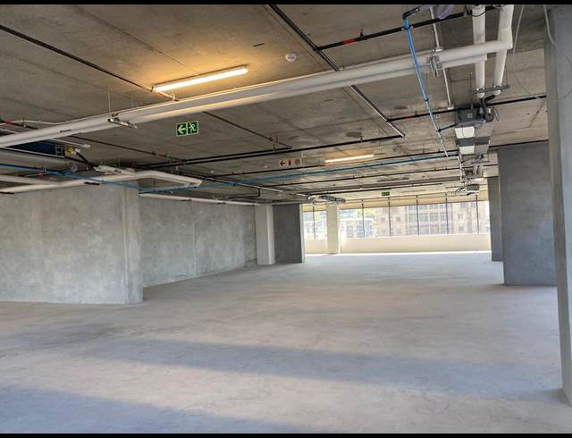 700M² OFFICE TO LET IN CAPE TOWN CITY CENTRE