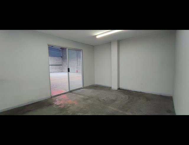 WAREHOUSE PROPERTY TO RENT IN SAMRAND BUSINESS PARK