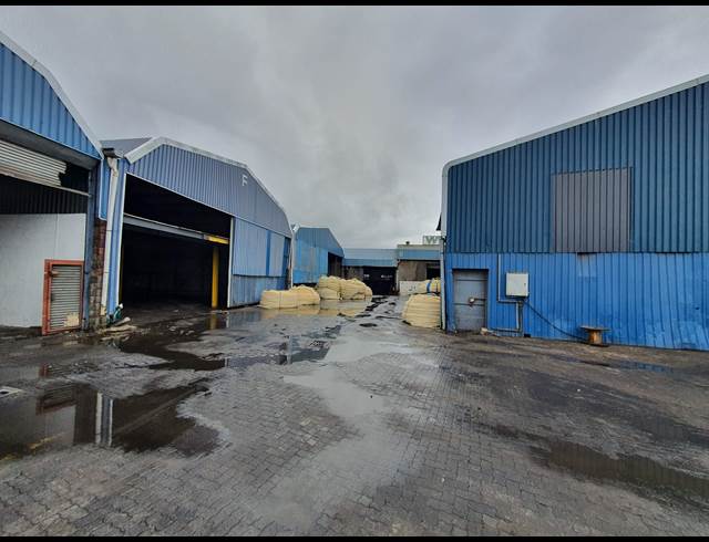 2,350M² FACTORY RENTED IN BRACKENFELL INDUSTRIAL