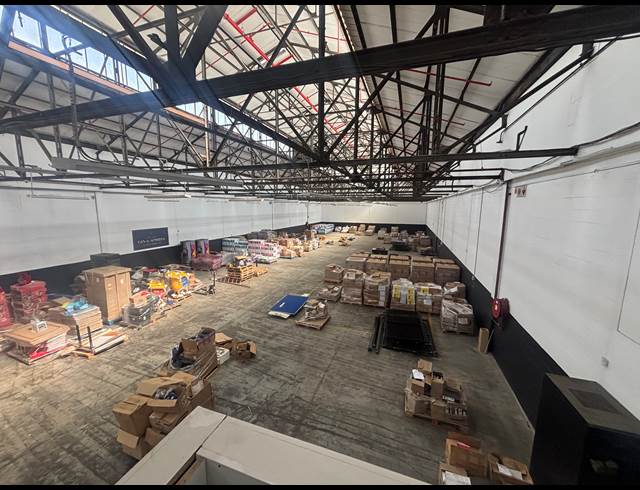 980M² WAREHOUSE TO LET IN ELSIES RIVER INDUSTRIAL