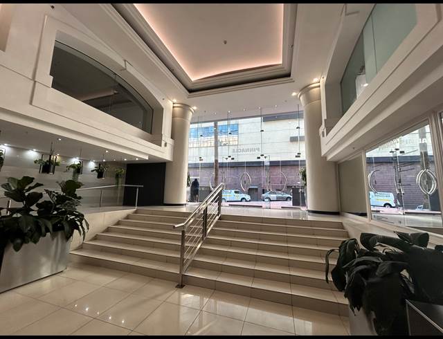 416M² BUILDING TO LET IN CAPE TOWN CITY CENTRE