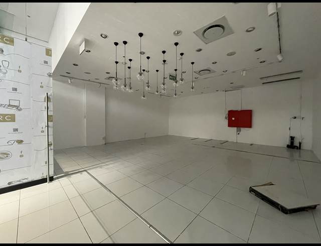 81M² OFFICE TO LET IN SANDTON CENTRAL
