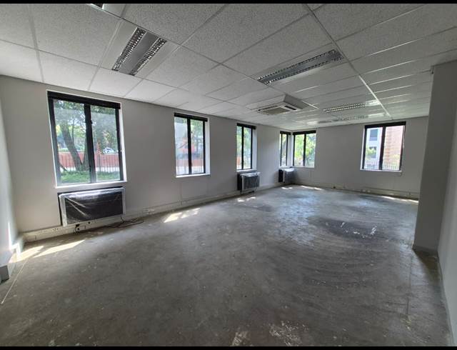 556M² OFFICE TO LET IN SANDTON CENTRAL
