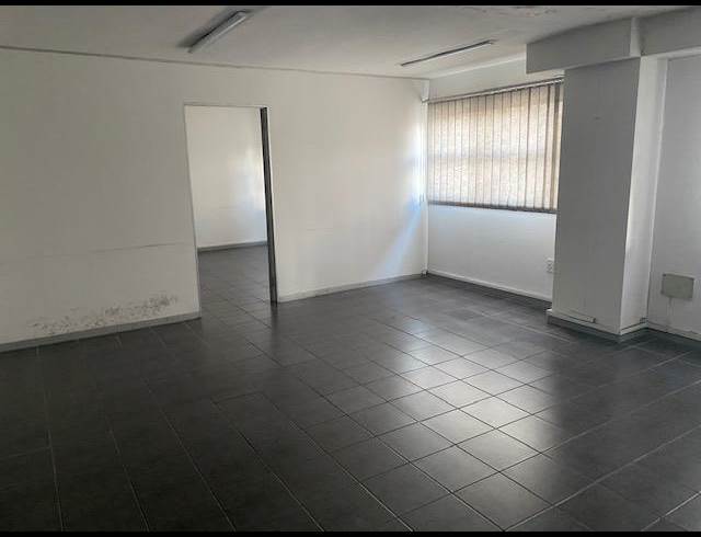 761M² WAREHOUSE TO LET IN WESTMEAD