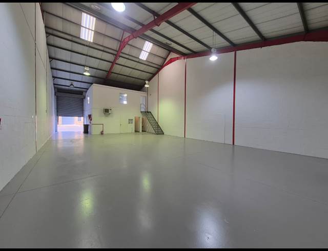 260M² WAREHOUSE TO LET IN BRACKENFELL INDUSTRIAL