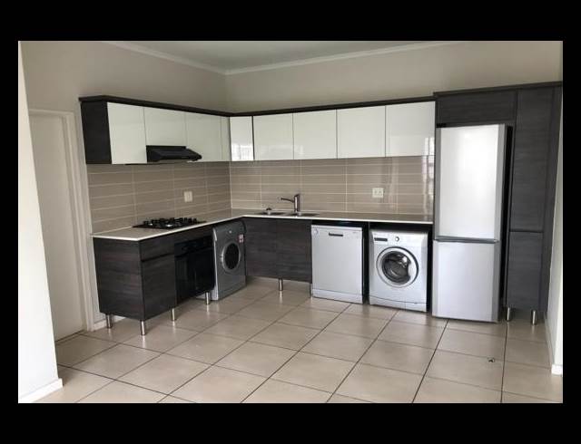 1 BEDROOM PROPERTY TO RENT IN MODDERFONTEIN