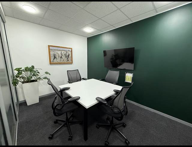 33.40M² SERVICED OFFICE TO LET IN AUCKLAND PARK