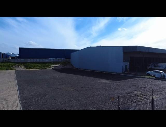 3,007.80M² VACANT LAND TO LET IN STIKLAND INDUSTRIAL