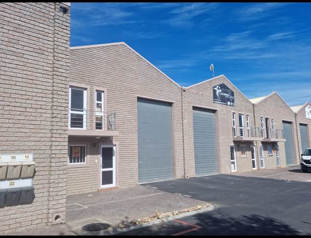 345M² WAREHOUSE TO LET IN SOMERSET WEST CENTRAL