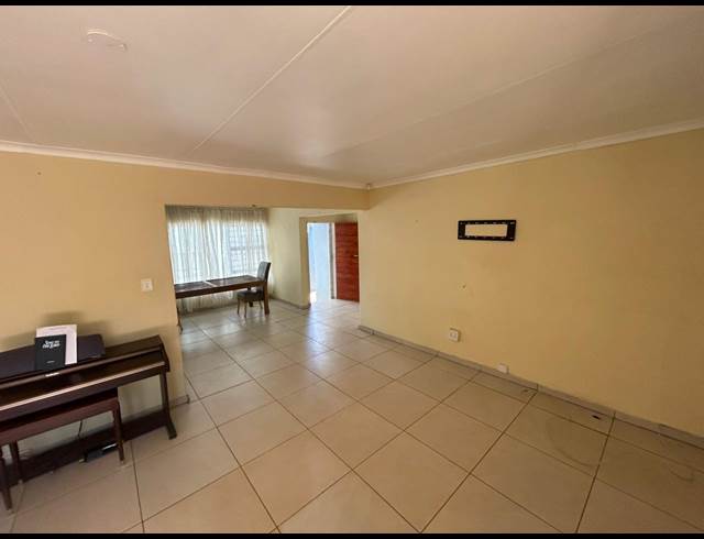 3 BEDROOM HOUSE TO LET IN SCHOEMANSVILLE