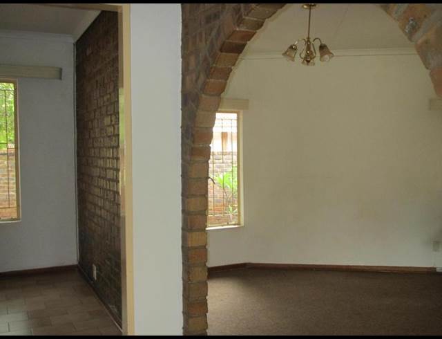3 BEDROOM PROPERTY TO RENT IN CHROOM PARK