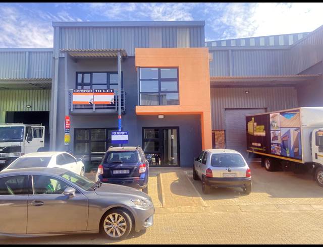 450M² WAREHOUSE TO LET IN KYA SANDS