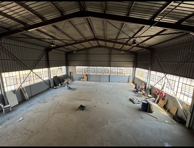 500M² WAREHOUSE TO LET IN WADEVILLE