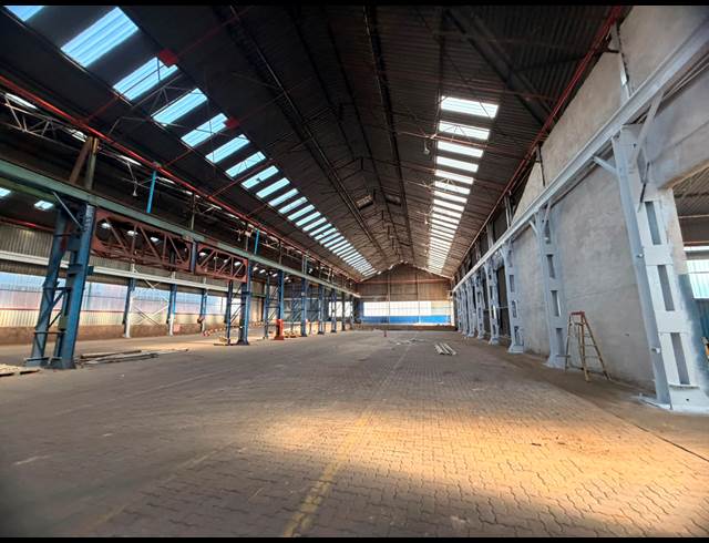 4,751M² WAREHOUSE TO LET IN TUNNEY