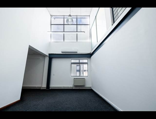 120M² OFFICE TO LET IN TYGER VALLEY