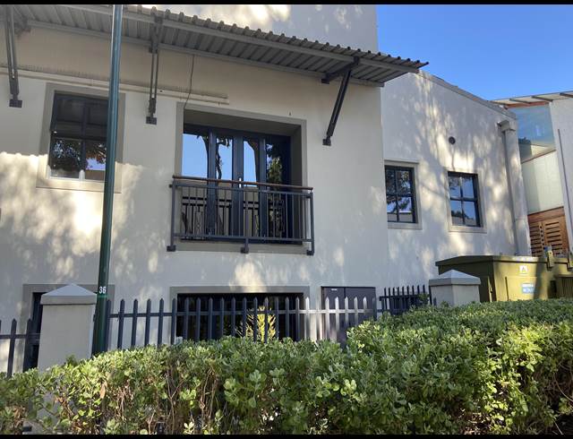 15M² OFFICE TO LET IN WESTLAKE