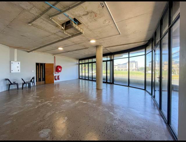 103M² OFFICE TO LET IN NEW TOWN CENTRE