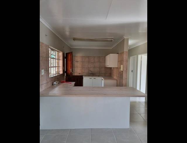 3 BEDROOM PROPERTY TO RENT IN PETERSFIELD