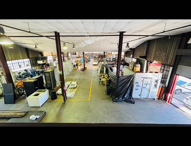 1,313M² WAREHOUSE TO LET IN ROBERTVILLE