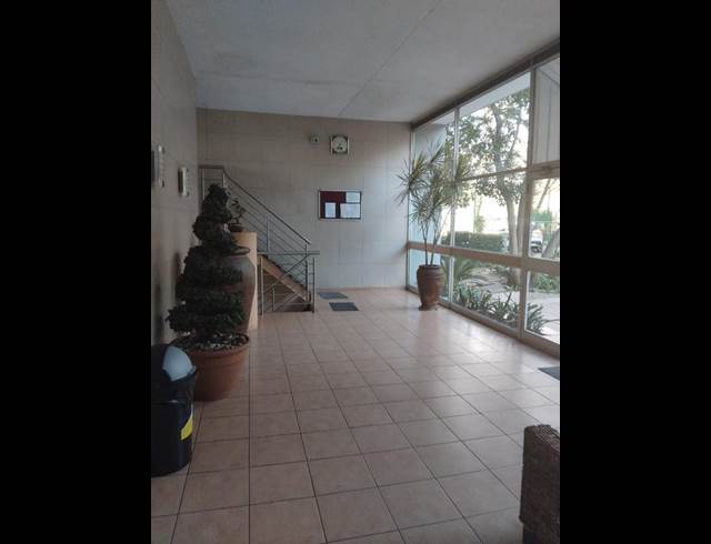 2 BEDROOM PROPERTY TO RENT IN BEDFORD GARDENS