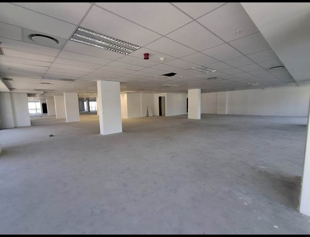 1,042M² OFFICE TO LET IN CAPE TOWN CITY CENTRE