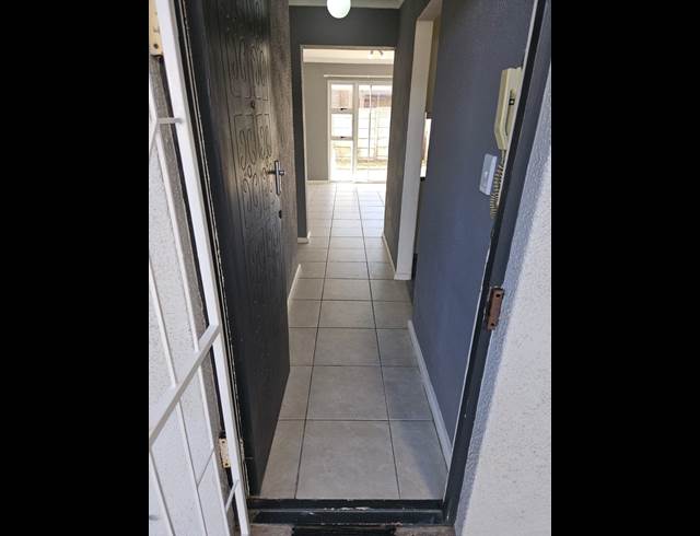 2 BEDROOM APARTMENT TO LET IN MORGENSTER